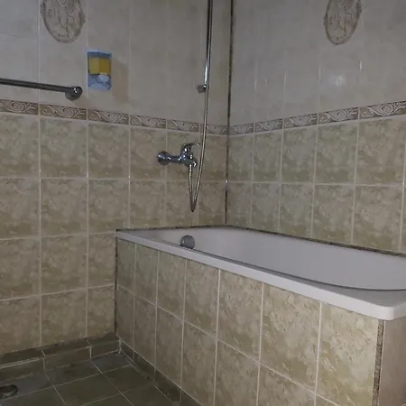 Ati Guest house *